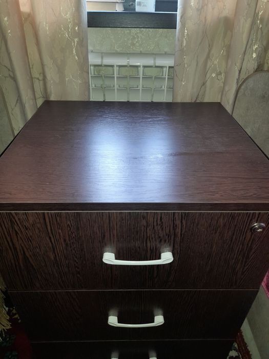 Тумбочки большая