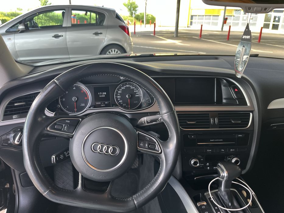 Audi A4 Aulroad b8