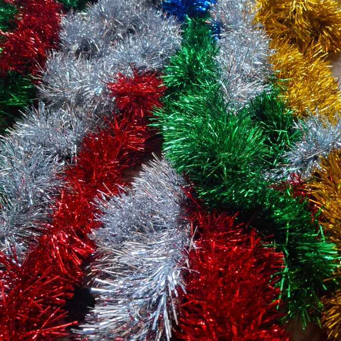 новогодние елочки игрушки мишура и другое