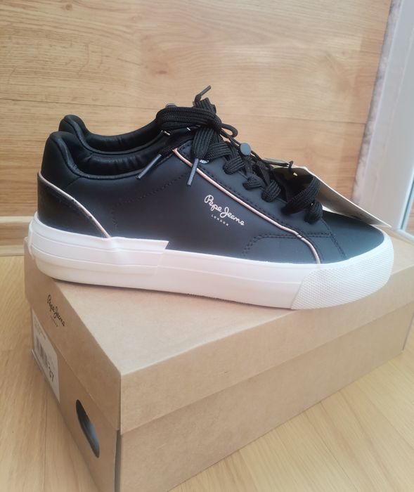 Нови дамски сникърси Pepe Jeans