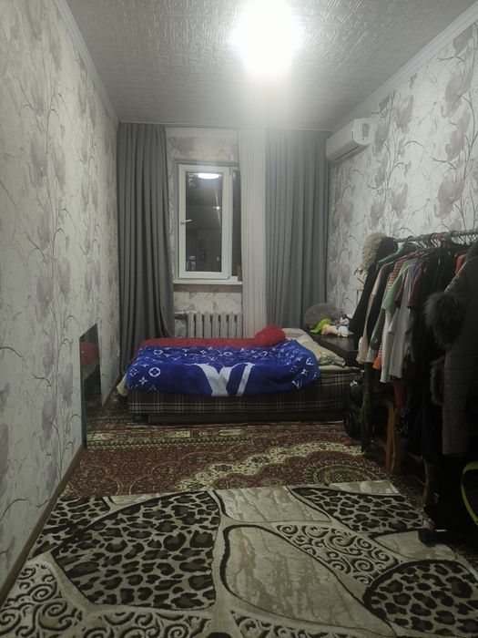 Срочно продаю сваю 2-х комнатную квартиру переделанную в 3-х на сельхо