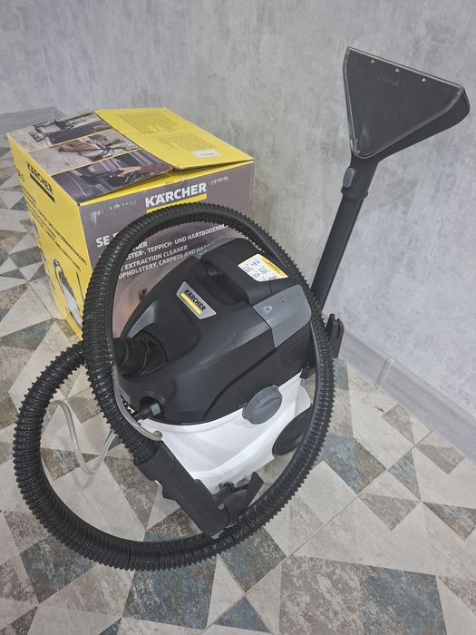 Моющий пылесос Karcher
