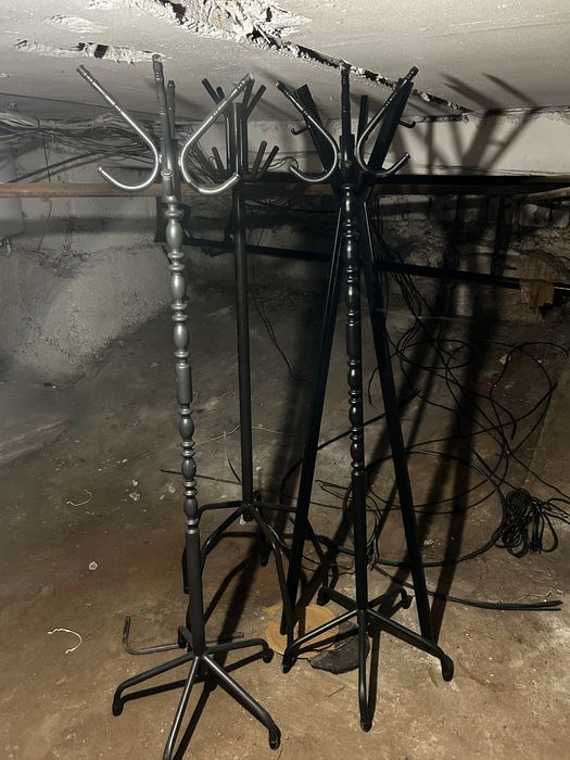 Вешалка для одежды напольная