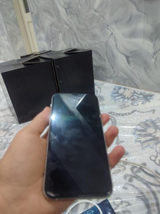 Iphone 11 pro sotiladi