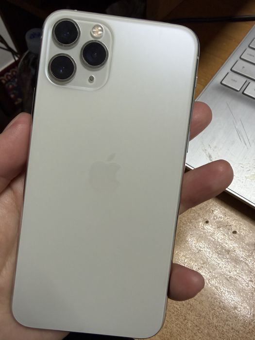 Продам айфон 11 pro