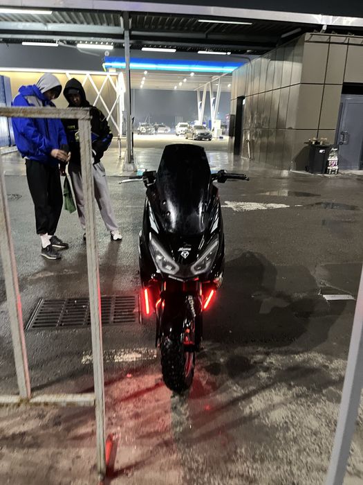 Макси мопед лия мотор на учетте