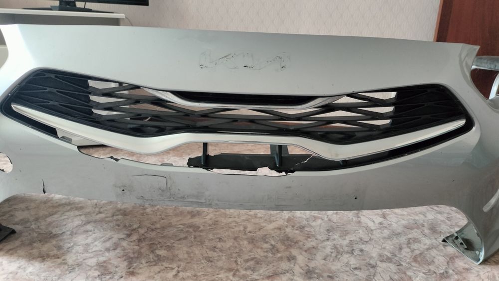 Продам бампер на Kia Ceed