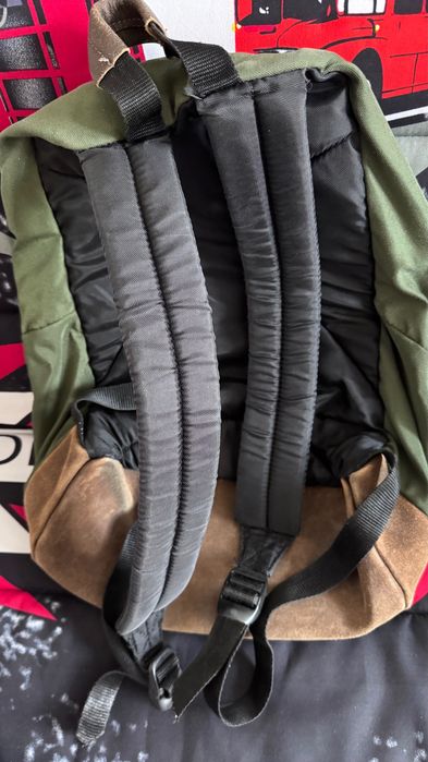 Раница с кожа EastPak