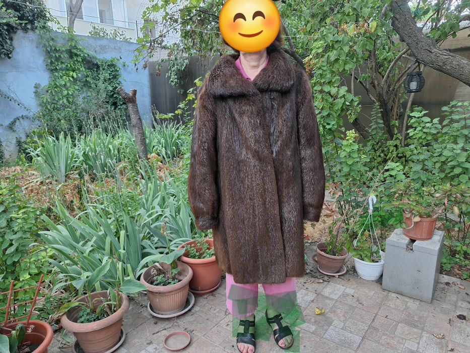 Haina din blana naturala de nutrie