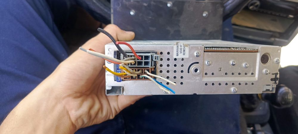 Pioneer orginal magnitafon sotiladi