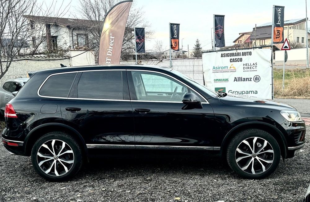 Volkswagen Touareg 7P – 3.0 TDI V6 – 262 CP – 4x4 – Panoramic Roof – P
