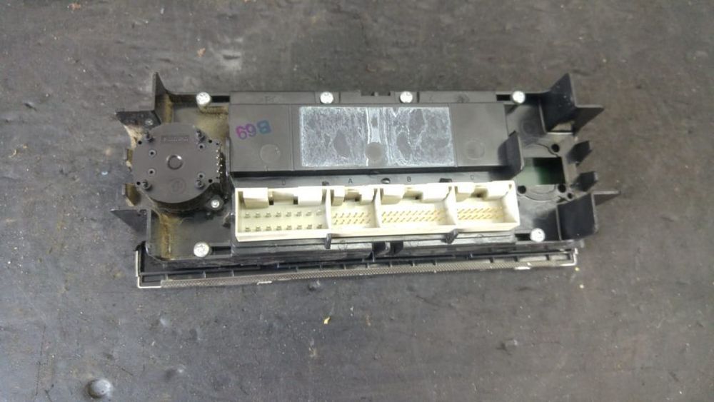 Panou comanda clima ac vw passat b5.5