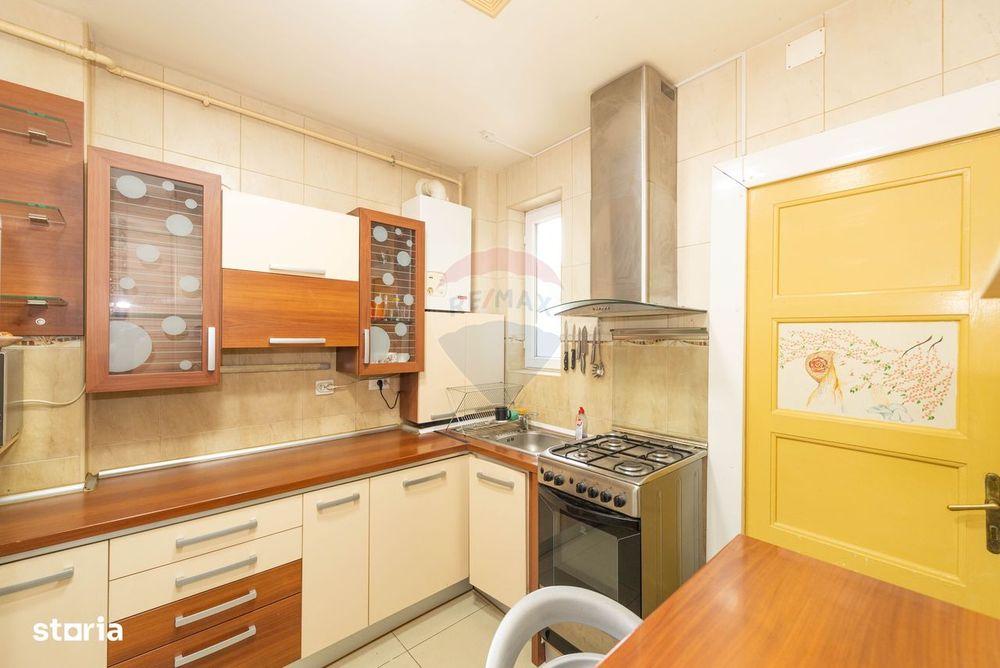 Apartament cu 3 camere de inchiriat, 69 mp utili, Mall Vitan