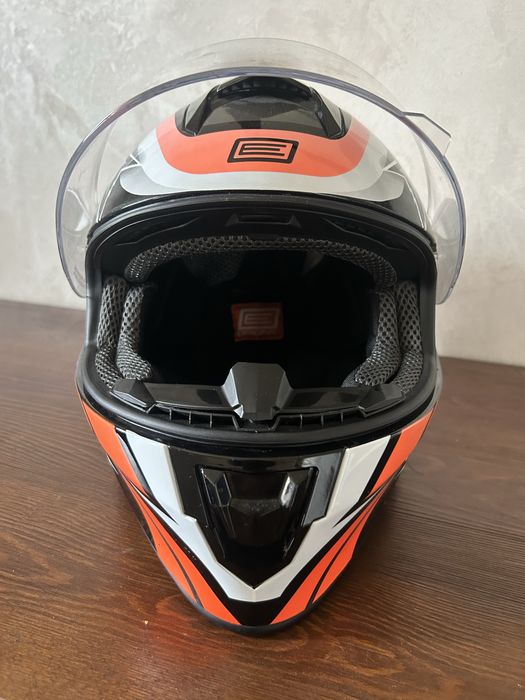 Vand casca moto