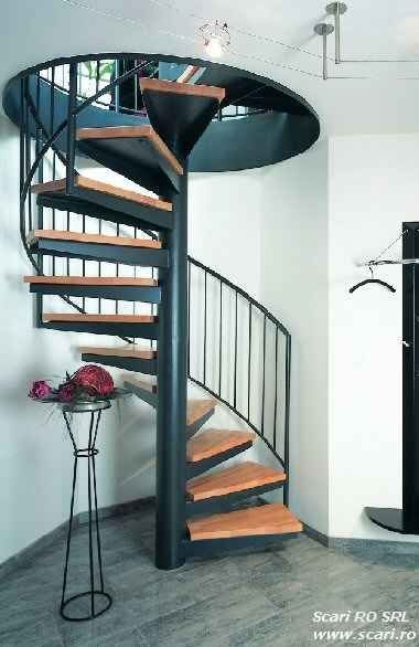 Scari metalice pe comanda