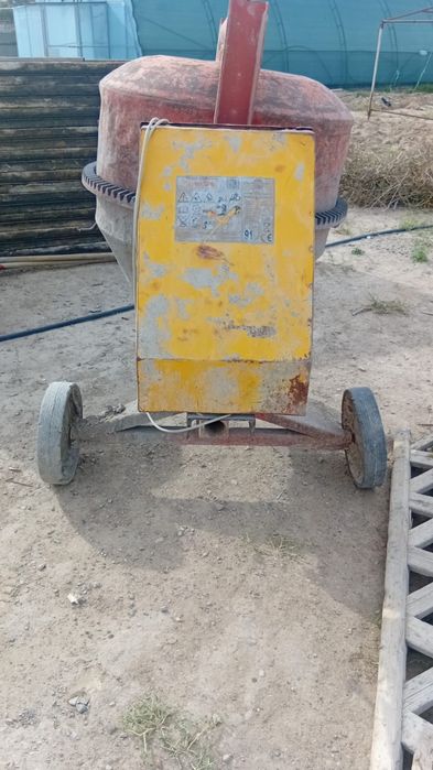 Мешалка бетон 220ват 380де бар