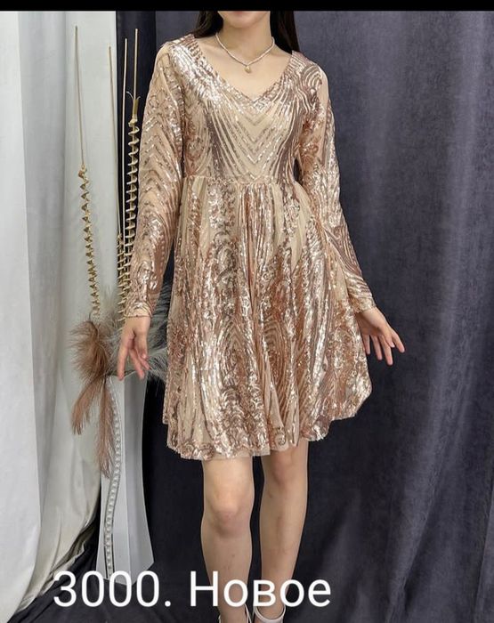 Платье костюмы 42р