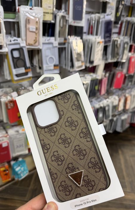 Iphone 15 pro max оргинален кейс на Guess
