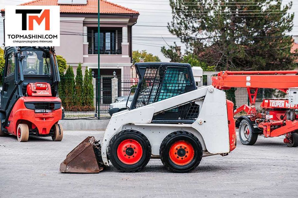 Мини челен товарач Bobcat S130