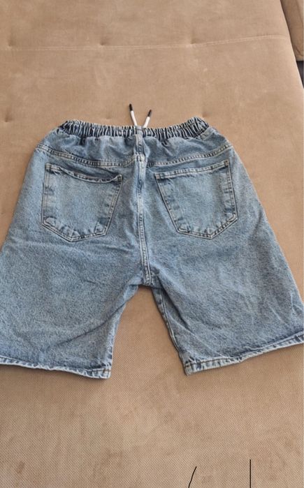 Мъжки къси дънки в син цвят