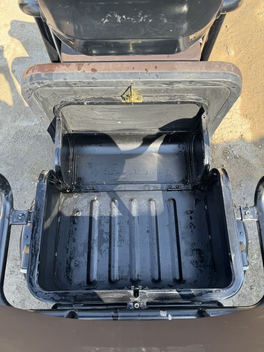 Продам скутер трех колесный