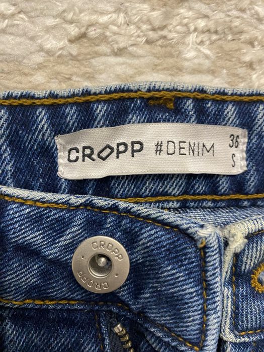 Blugi Cropp marimea S/36