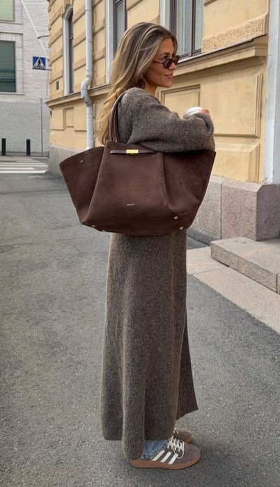 Сумка “Demellier” для женщины и девочки