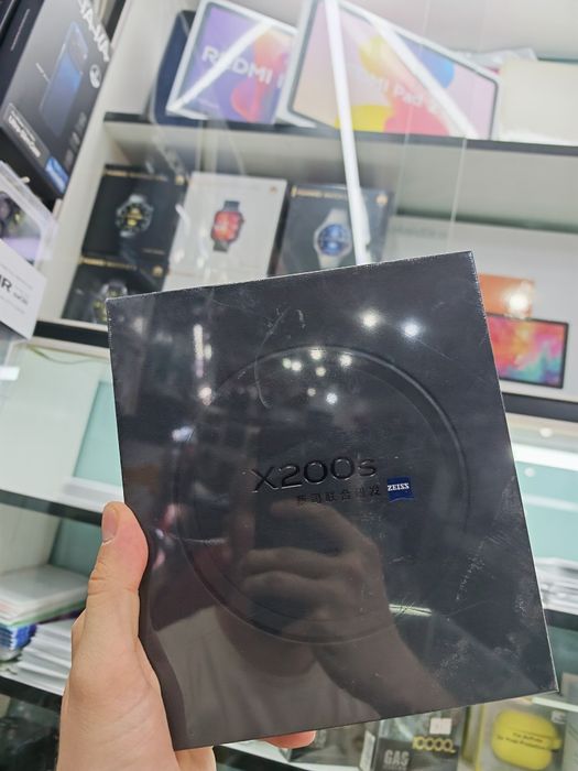 Vivo X200s 12/256gb камера Zeiss