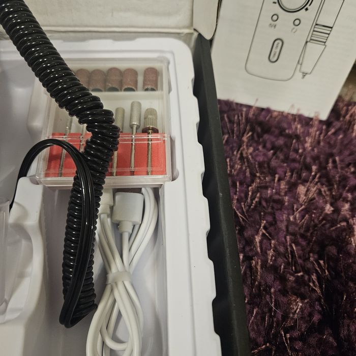 Нова електрическа пила за маникюр, геллак