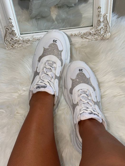 Adidași damă modele superbe