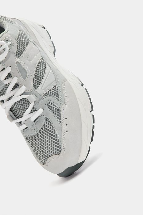 Нови маратонки на Pull and Bear