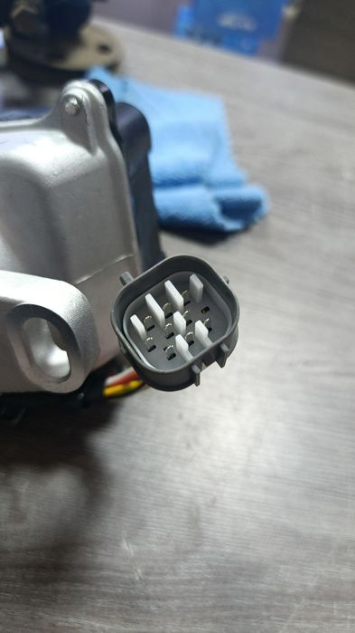 Трамблер Honda B20B 2.0 9,контакт