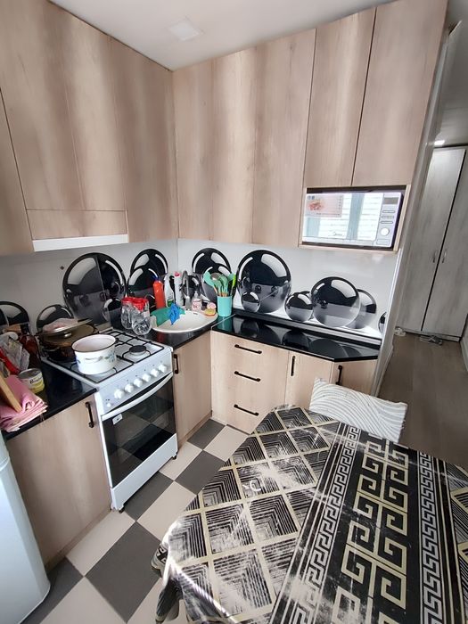 Продается 2-комн (2-30, 4 эт)