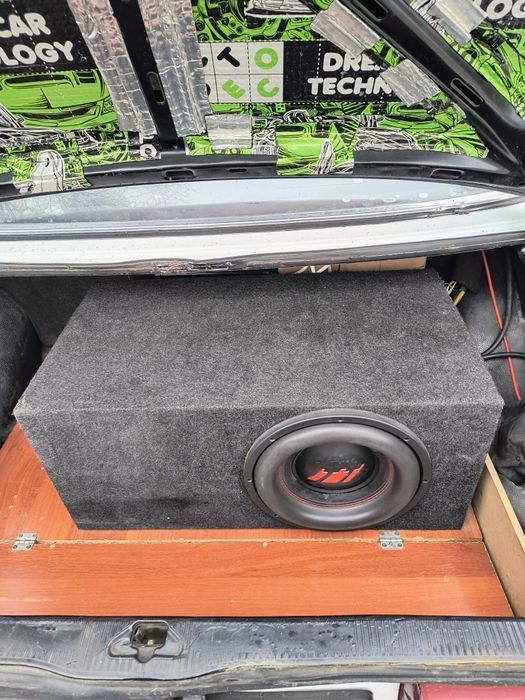 Продам сабвуфер аудио систему