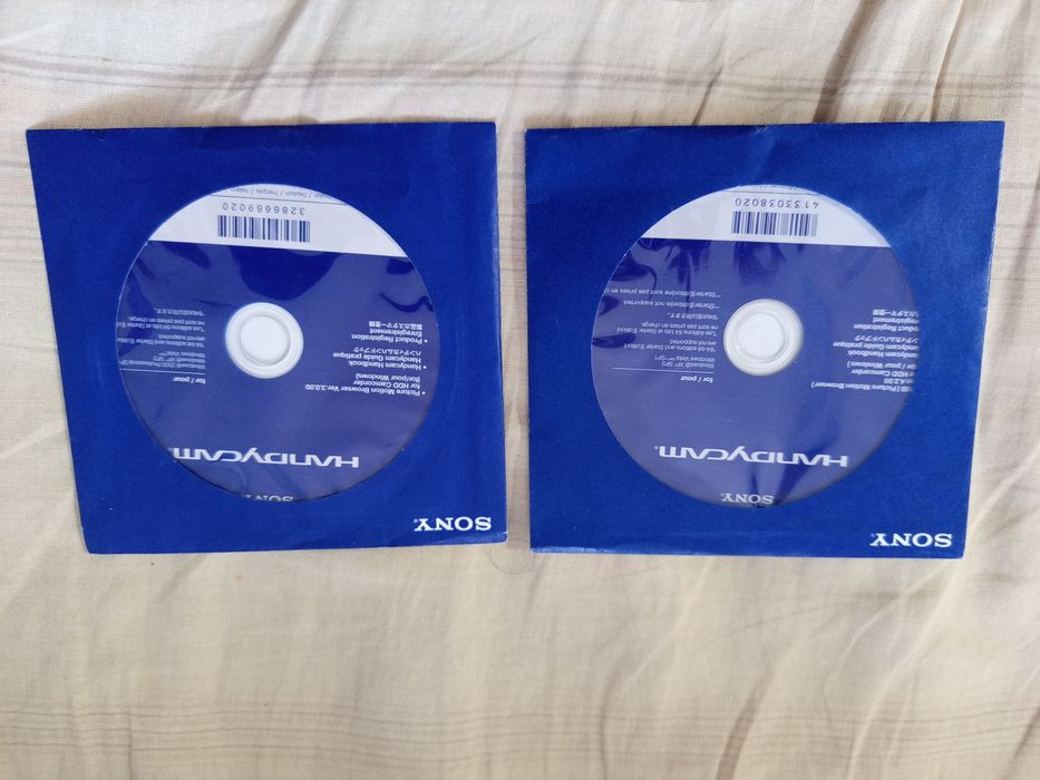 Видеокамера Sony Handycam DCR-SR67E