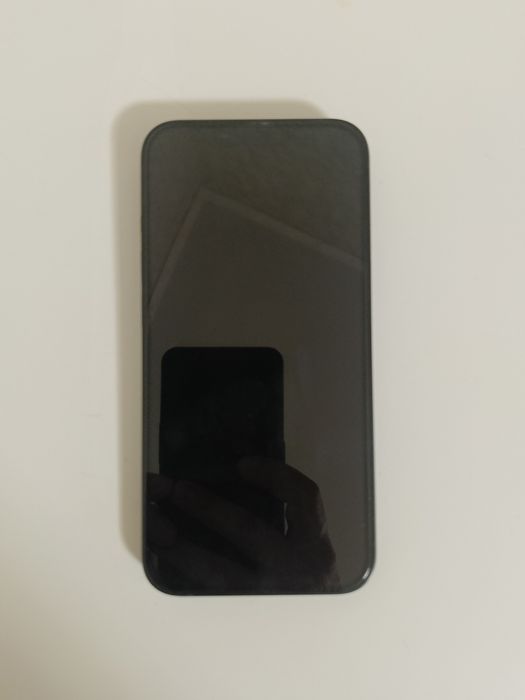 IPhone 13  128 Гб памяти