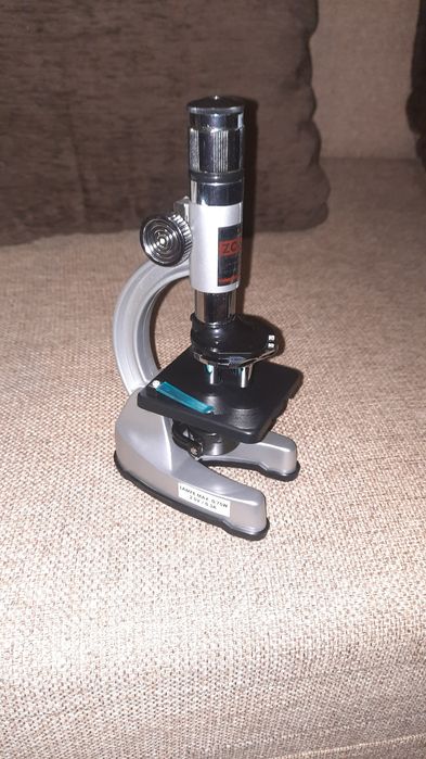 Microscop 8 ani +