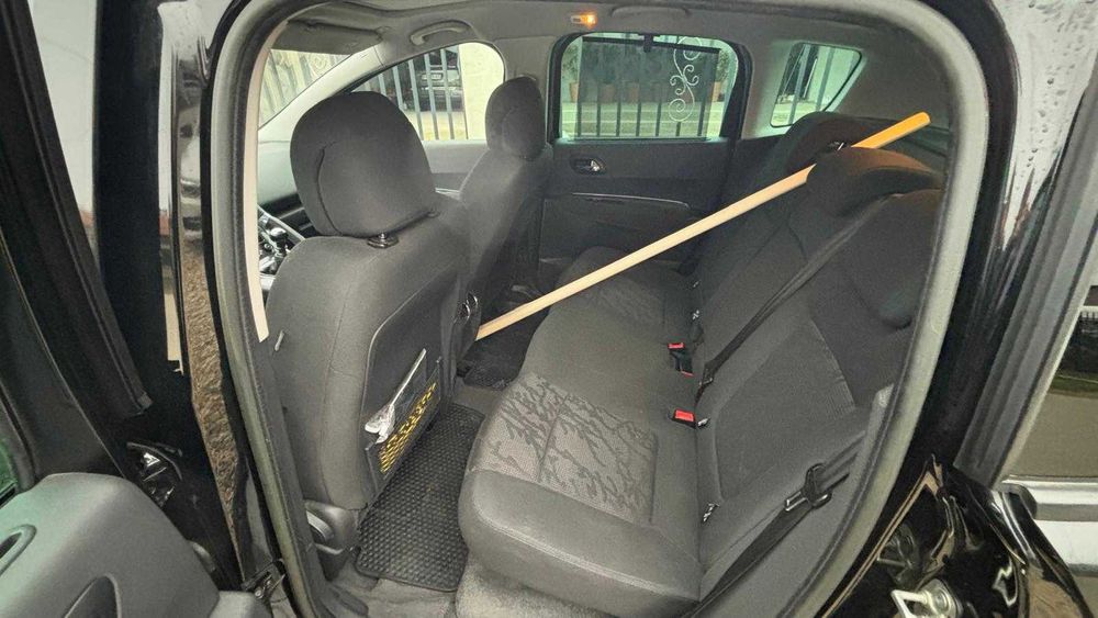 Se vinde Peugeot 3008
