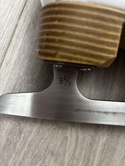 Фигурные коньки Jackson 200