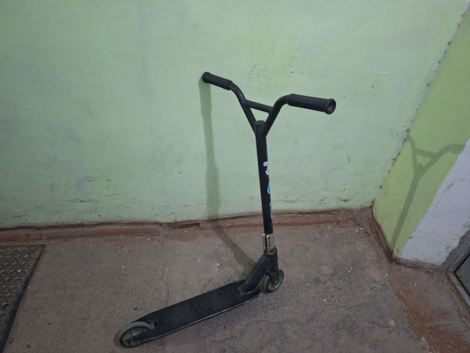 Продам Трюковой самокат