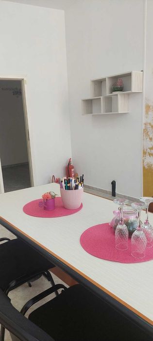 Офис под наем,40 кв.м.,,с паркомясто,в супер център Пазарджик