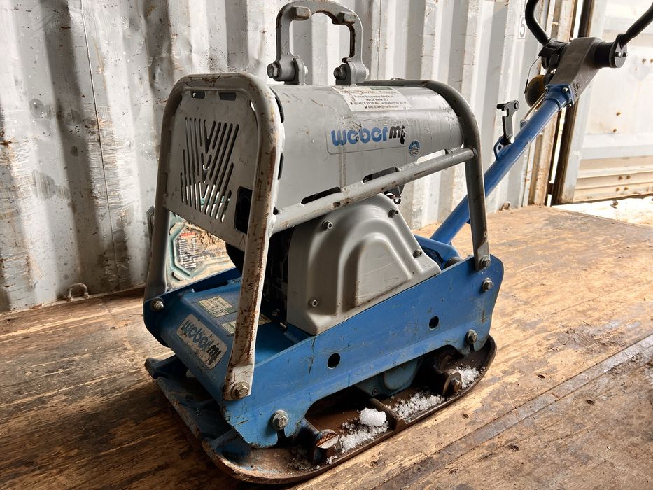 DE INCHIRIAT! Utilaje profesionale de compactare.