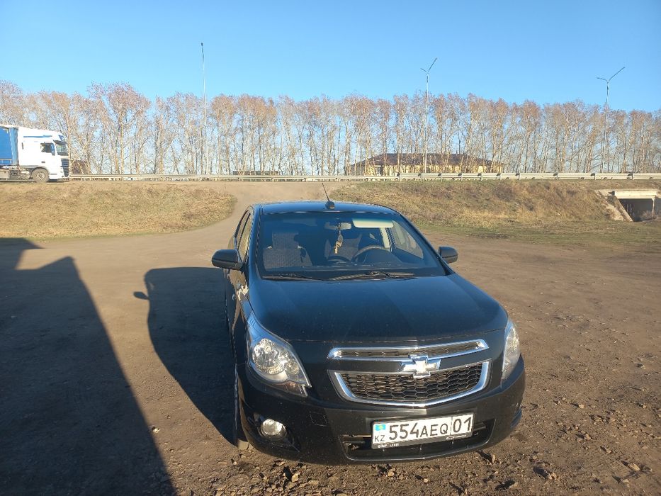 Продам автомобиль шевроле кобальт