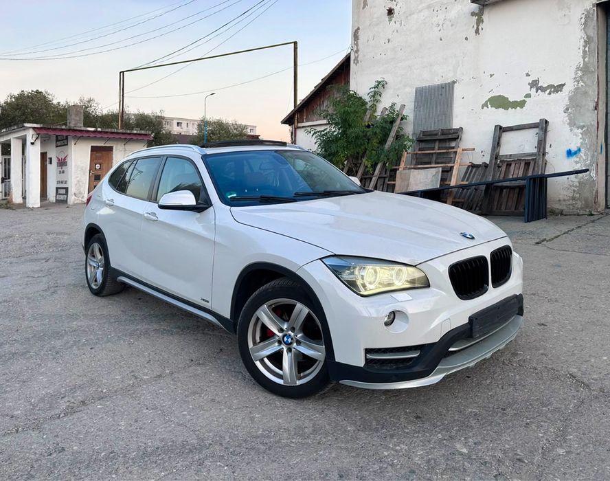 BMW X1 2015 — imagine 2