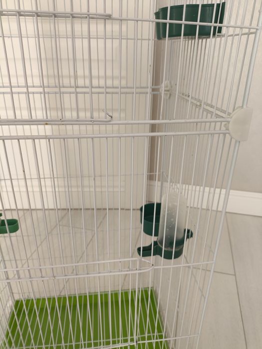 Продам клетку для попугая