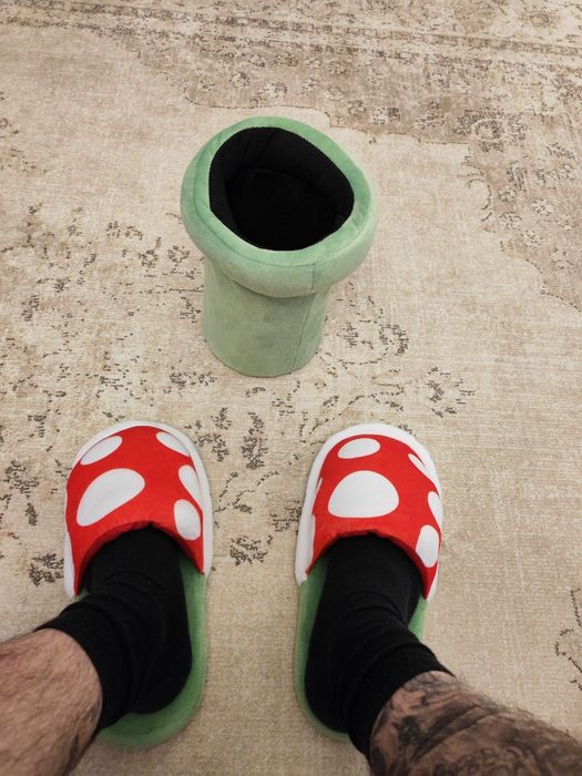 Slapi Papuci Super Mario Bros Piranha Plant pluș