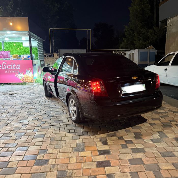 Jentra full a/t 2022 srochna sotiladi