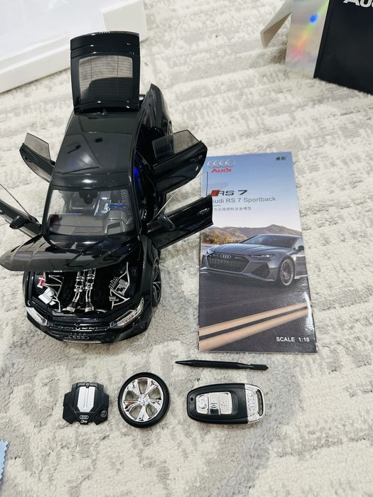Audi rs7 масштаб 1/18