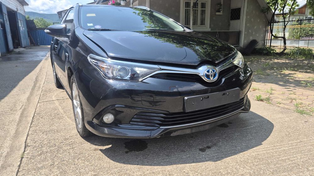 Toyota auris touring sports hybrid 1.8-I-VVT comfort