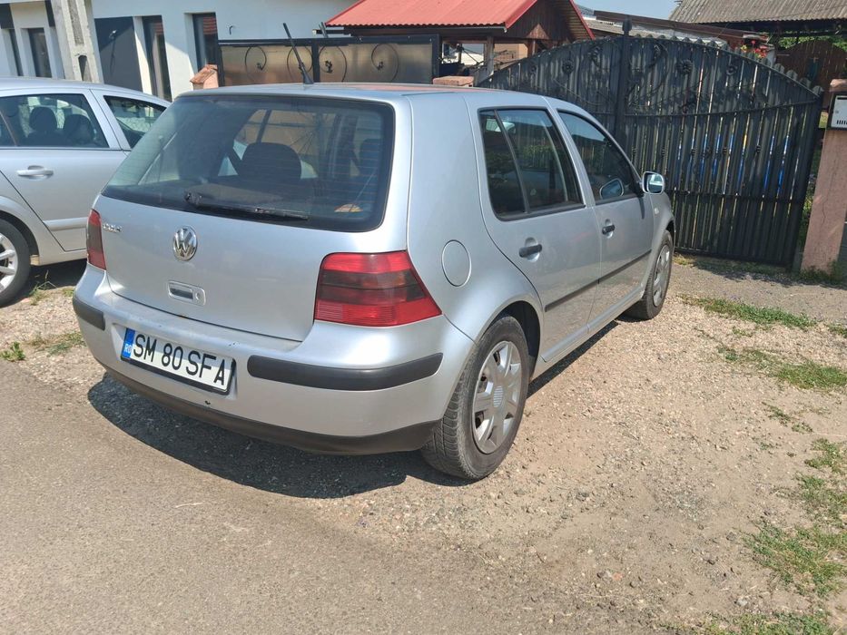 De vanzare w golf 4